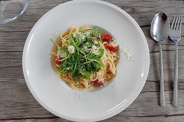 Tagliatelle in White Wine Cream with Cocktail Tomatoes