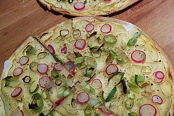 Tarte Flambée with Hollandaise Sauce, Asparagus, Potato Slices and Radishes