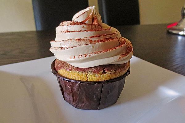 Tiramisu Cupcakes with Amaretto