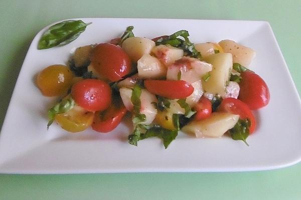 Tomato and Nectarine Salad