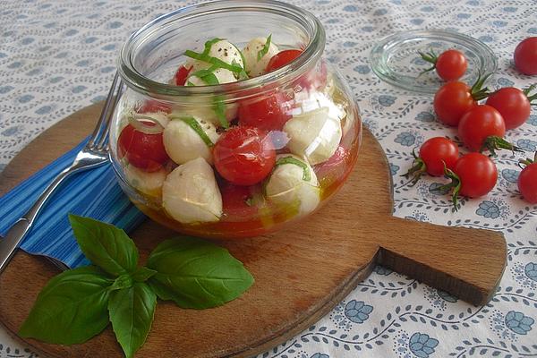 Tomato – Mozzarella – Basil