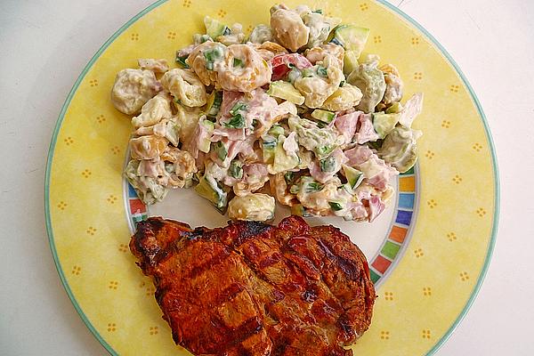 Tortellini Salad with Zucchini and Ham