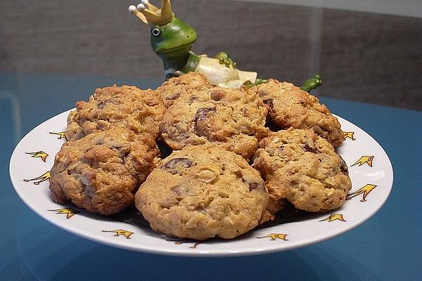 Urmelis Double Chocolate Peanut Butter Cookies with Salty Peanuts