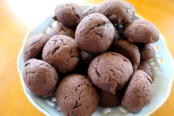 Vegan Banana Biscuits