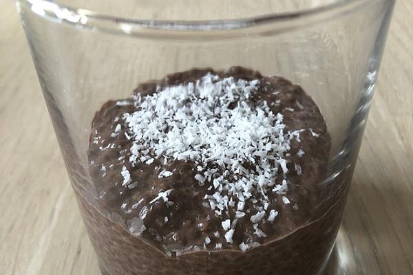Vegan Chia Chocolate Pudding