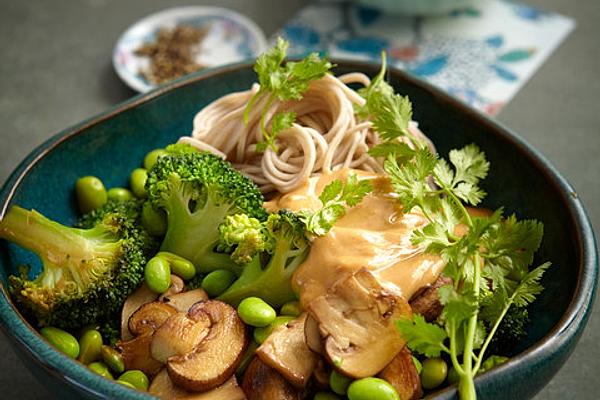 Vegan Soba Noodle Bowl
