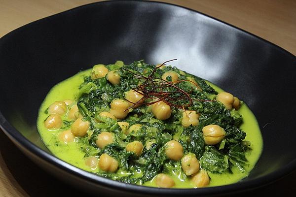 Vegan Spinach and Chickpea Curry