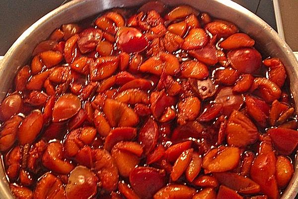 Whitey`s Plum Liqueur