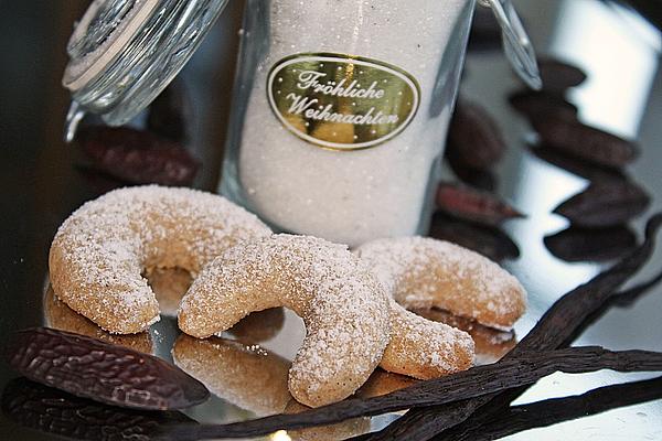 Wholesome Vanilla Crescents