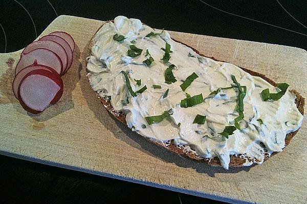 Wild Garlic Cream Cheese Spread