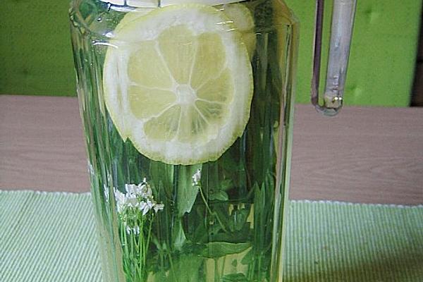 Woodruff Lemonade