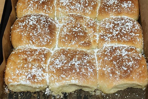 Yeast Dough That Always Works, Here As Pipe Noodles or Fruit Guglhupf