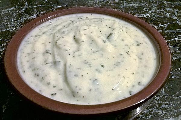 Yogurt Dip with Mint
