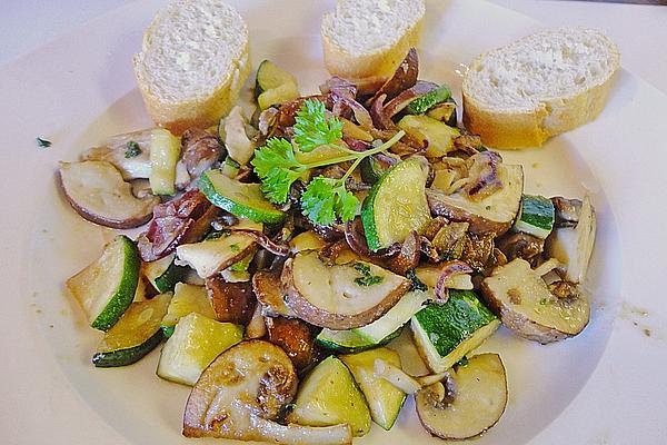 Zucchini and Mushroom Vegetables