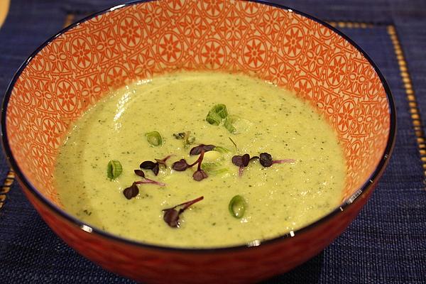 Zucchini Cream Soup Deluxe