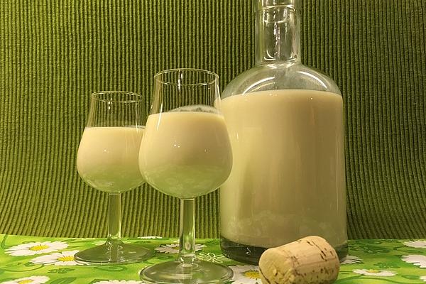 1 Wrong Egg Liqueur