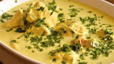 Coconut Chicken with Ginger, Mushrooms and Snow Peas