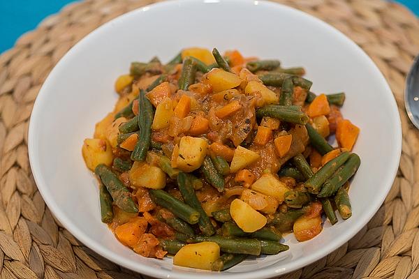 African Vegetable Pot