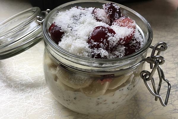 Alex`s Vegan Overnight Oats Banana-cherry