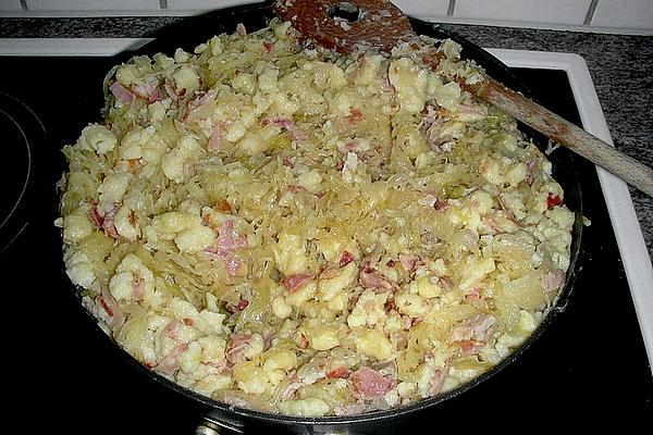 Allgäu Cabbage Spaetzle