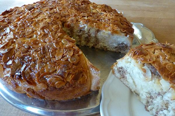 Almond – Rose Cake