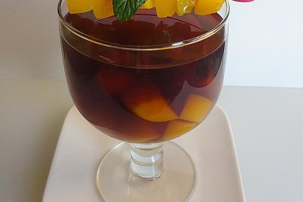 Altbierbowle with Peach