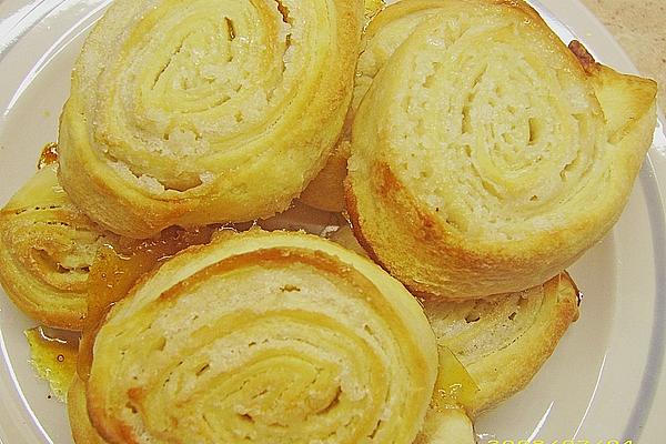 Anika`s False Puff Pastry Snails