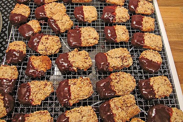 Anise – Biscuits with Chocolate