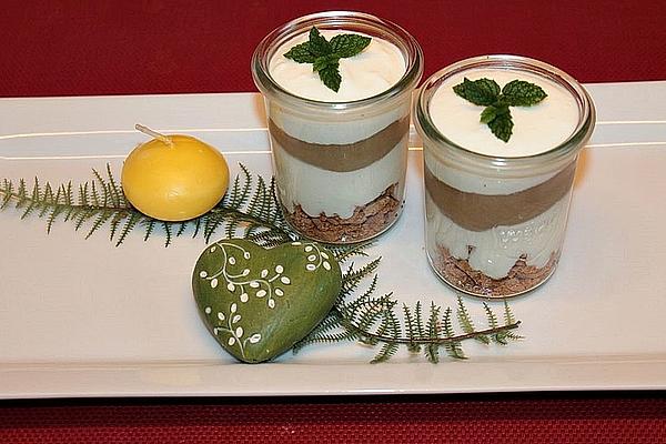 Apple and Curdled Milk Trifle with Amarettini