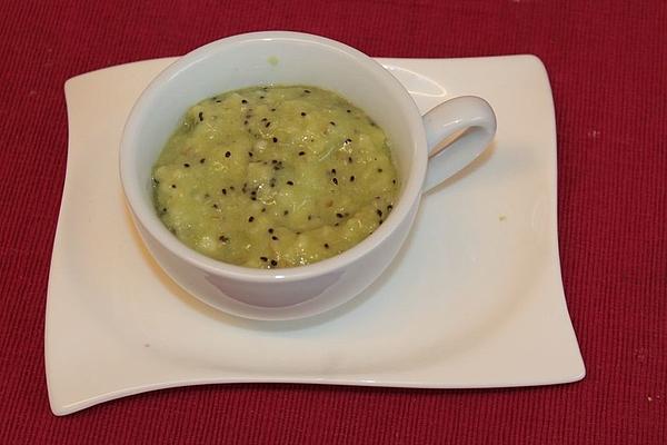 Apple and Kiwi Purée