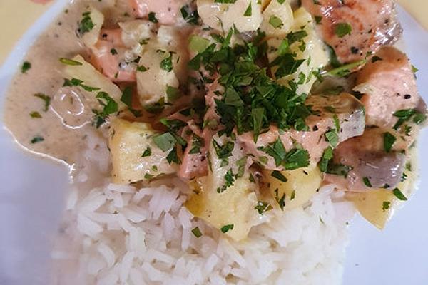 Apple and Salmon Ragout