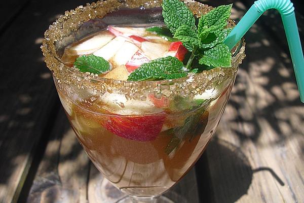 Apple Lemonade with Mint
