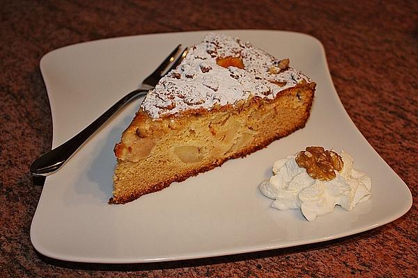 Apple – Marzipan – Pecan – Sponge Cake