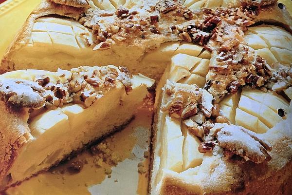 Apple Pie with Walnut Topping