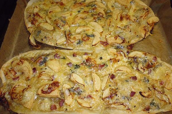 Apple Pizza