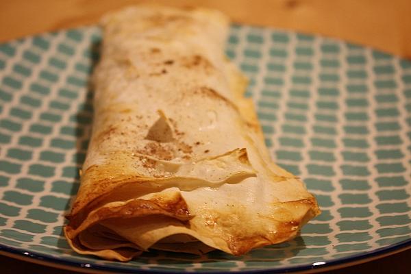 Apple Turnovers Made from Yufka Dough