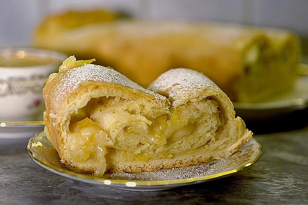 Apple – Vanilla Cream – Strudel