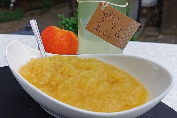 Applesauce with Elderflower Syrup