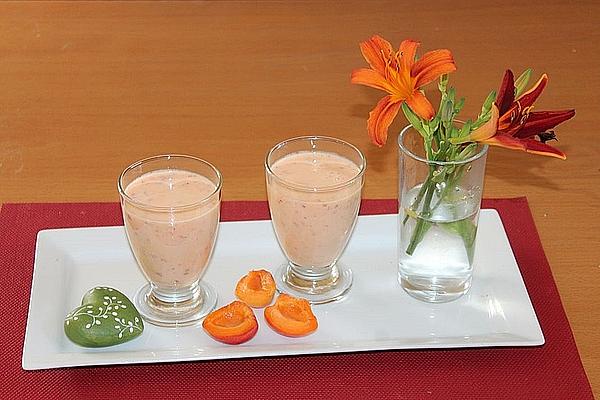 Apricot Banana Yogurt Smoothie