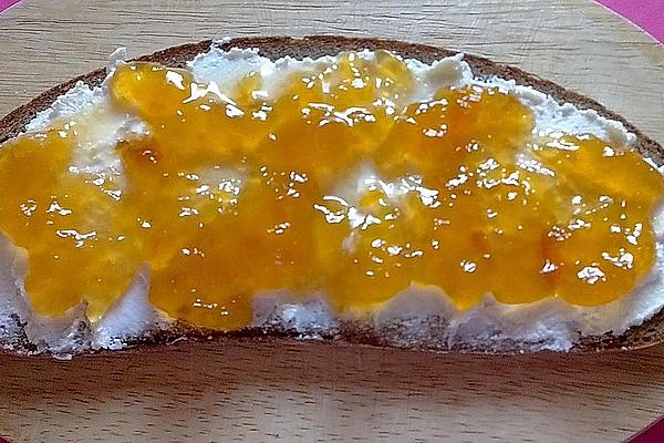 Apricot Jam with Saffron