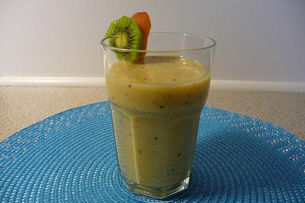 Apricot-kiwi-banana Smoothie