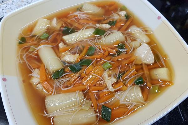 Asian Asparagus Soup with Chicken