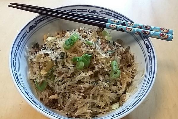 Asian Glass Noodles with Minced Meat and Herbs