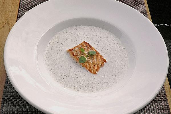 Asparagus and Vanilla Soup with Salmon