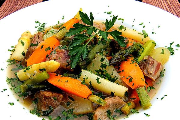 Asparagus Pot with Turkey Meat