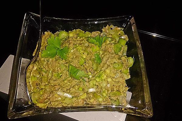 Avocado and Tuna Dip with Vegetable Sticks