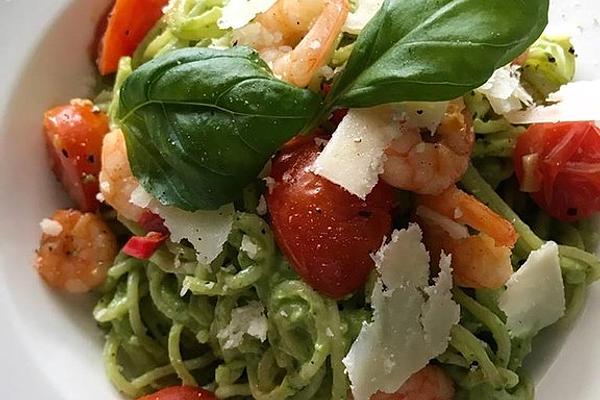 Avocado Pasta with Prawns