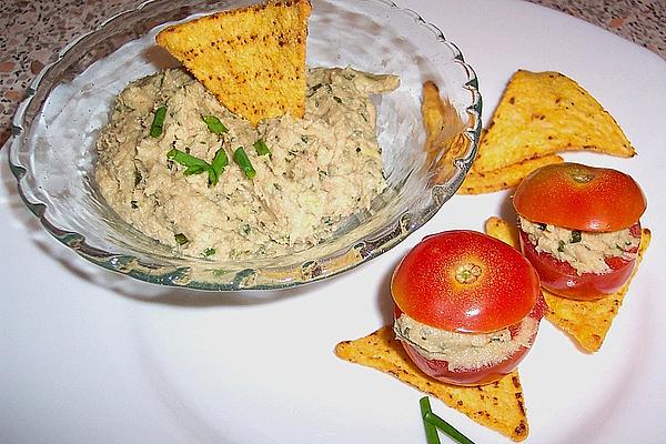 Avocado Tuna Dip with Tomatoes