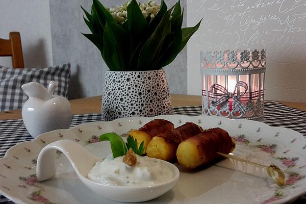 Bacon-wrapped Croquettes with Dip