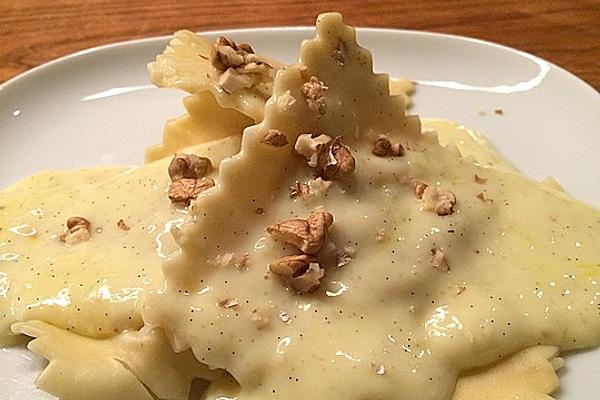 Baked Apple Ravioli with Vanilla Sauce